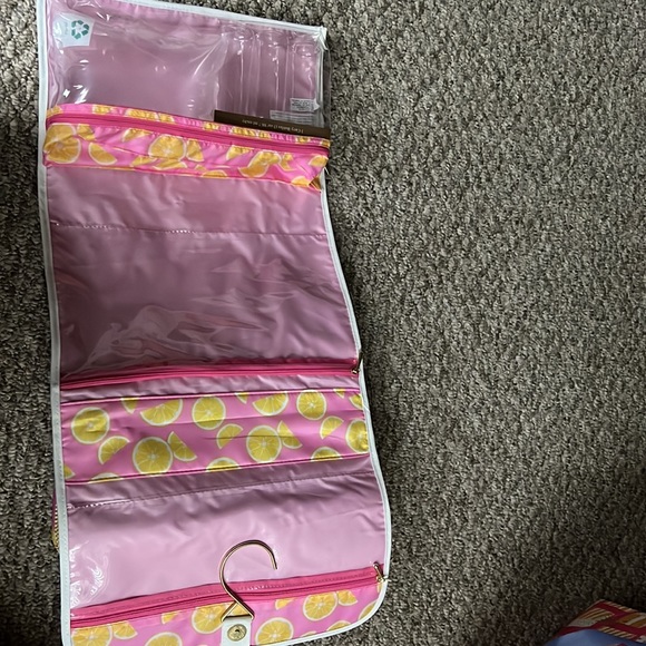 Makeup bag set - Picture 4 of 4